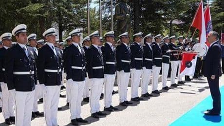 İçişleri Bakanı Yerlikaya Polis Akademisi öğrencileri ile bir araya geldi