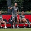 Feyenoord lijdt oefennederlaag tegen Nice door ongelukkig eigen doelpunt Zerrouki