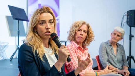 Salis: “Per comunità lgbtqia+ ci sarà un ufficio dedicato”. Monica Cirinnà: “Resistiamo contro la destra dall’alito nero. Ci riprenderemo Genova”