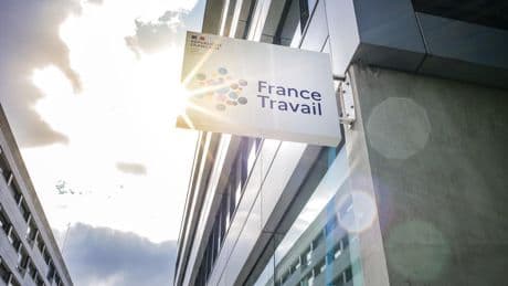France Travail : forte hausse du nombre de chômeurs au premier trimestre 2025, le plein-emploi version Macron vire au mirage