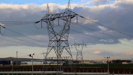 Hava sıcaklıkları yükseldi, elektrik tüketimi rekor seviyeye yükseldi
