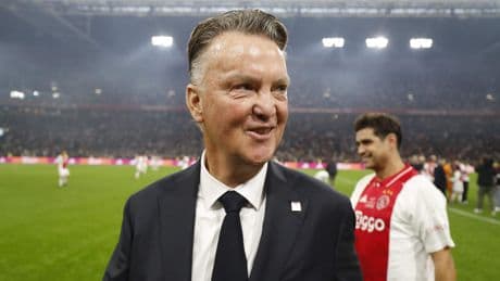 Louis van Gaal (73) is genezen van kanker, maar ging door loodzware periode: ’Ik kan het nu managen’