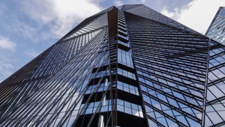 En trois ans, la nouvelle méga tour de La Défense ne s’est remplie qu’au tiers