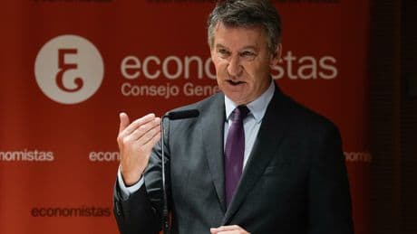 Feijóo anticipa "renovación de equipos" y rearme ideológico en el PP en el congreso de julio
