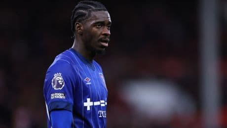 Manchester United being sued by former player for ‘clinical negligence’