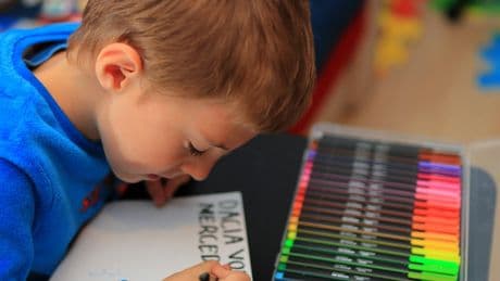 I'm A Parenting Coach, Here's Why You Should 'Sportscast' To Your Kids