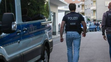 Nach Angriff auf fünf Menschen in Bielefeld: SEK-Einsatz in Heiligenhaus