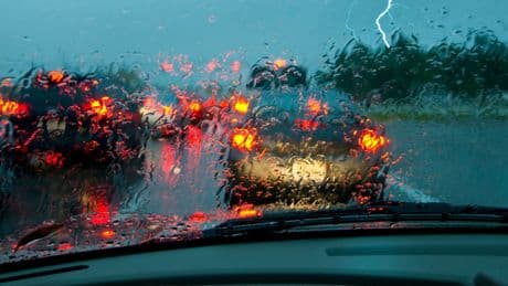 Protección Civil recuerda cómo actuar ante emergencias en carretera por fenómenos meteorológicos