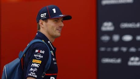 Formule 1 : rumeurs de transfert de Verstappen chez Aston Martin en 2026, l’écurie répond