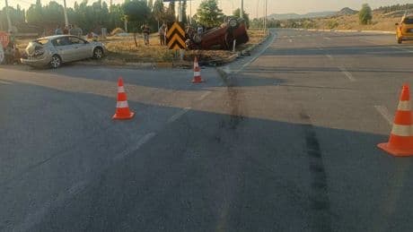 Afyonkarahisar’da feci kaza! Çok sayıda yaralı var