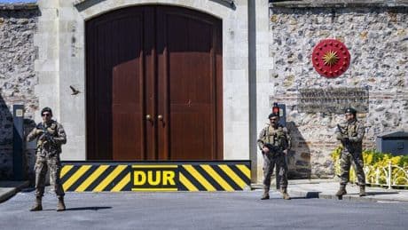 Guerre en Ukraine: des discussions trilatérales prévues à Istanbul ce vendredi