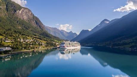 AD FEATURE: 10 photos that will inspire your next holiday