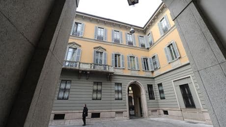 Banca Mediolanum studia l’uscita dal capitale di Mediobanca