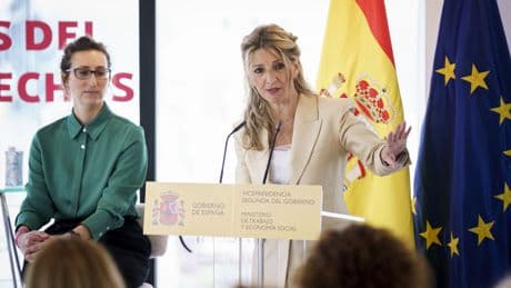 Yolanda Díaz sancionará a quienes no evalúen las condiciones de trabajo de sus empleadas del hogar en seis meses