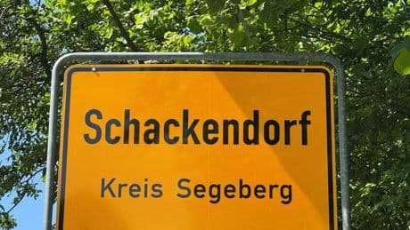 Gewalttat auf der Straße: Mann wegen Doppelmordes von Schackendorf vor Gericht