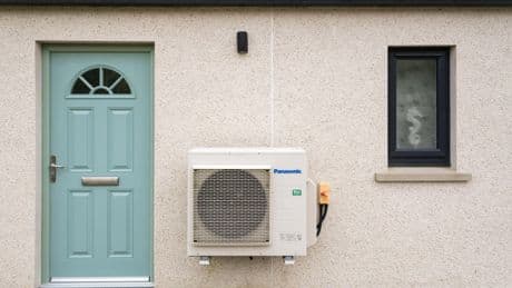 Householders with heat pumps more satisfied than those with gas boilers – study