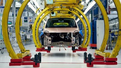 Anfia, prodotto in Italia solo 12% auto vendute nei 4 mesi. Federauto, crescono solo flotte e noleggio, preoccupa calo privati