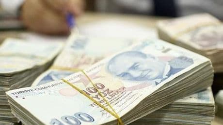 Neden kur ve faiz arasına sıkıştık?