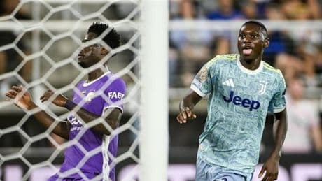 <p>Calciomercato Juve, Kolo Muani col Parma! Le cifre messe sul tavolo da Comolli, Vlahovic o meno</p>