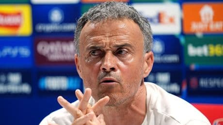 Luis Enrique wants PSG players to go down in history by winning Champions League
