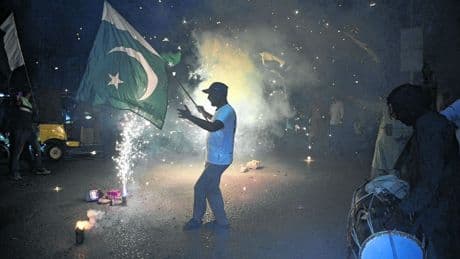 Een broze wapenstilstand - maar hoe moeten India en Pakistan nu verder?