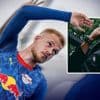Arthur Vermeeren over baarden, de bus die hij heeft ingeruild voor een Porsche en levenslessen: “Ik moet nú presteren, ik moet nú genieten”