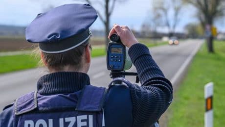 Verkehrskontrollen: "Speed Week" in Brandenburg - Kontrollen in der Ferienzeit