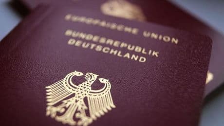 Behördengang vermeidbar: Briefträger bringen künftig auch neue Ausweise