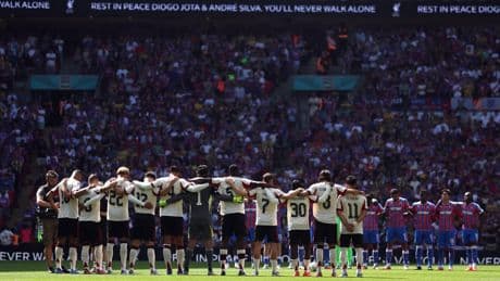 Liverpool : un nouvel hommage pour Diogo Jota à Wembley, quelques sifflets des supporters de Crystal Palace