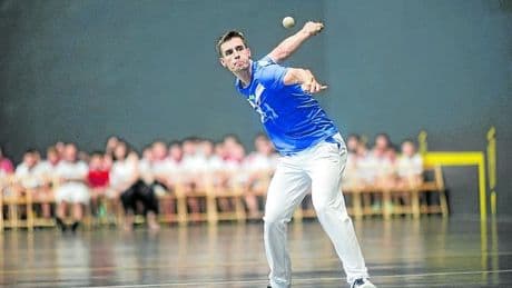 Ezkurdia e Iztueta se colocan al frente del Masters