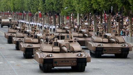 Guerre en Europe, attaques hybrides en France... Le scénario noir pour l’armée française