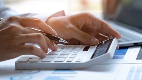 Inflation, salaires... quels scénarios pour l'indexation des retraites ?