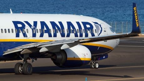 Taxe sur les billets d’avion : le patron de Ryanair menace de réduire «encore» ses capacités en France en cas de nouvelle hausse