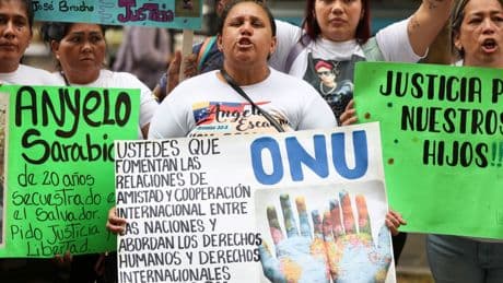 How Trump officials botched a deal to get Americans out of Venezuelan prisons in exchange for deported migrants