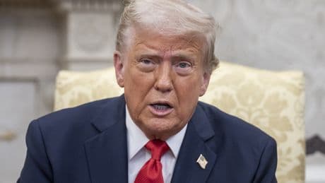 Trump estudia suspender los aranceles a algunos fabricantes de coches