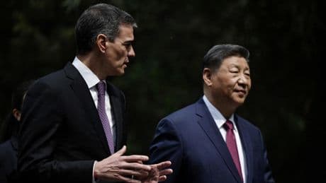 La imprudencia de Sánchez con Huawei, o la fábula del Gobierno y el dragón