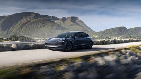 Los coches eléctricos superan por primera vez las 10.000 unidades vendidas en un mes