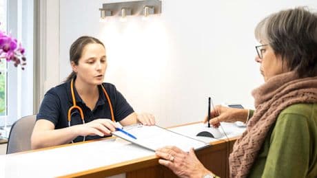 BDA schlägt Kontaktgebühr für Arztbesuche vor