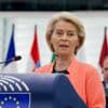 Von der Leyen veegt de vloer aan met 72 Europarlementariërs die haar willen wegsturen