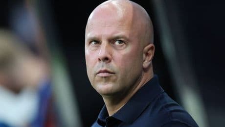 Liverpool boss Arne Slot set to reunite with Atletico Madrid icon after angry row