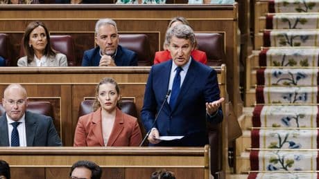 Feijóo a Sánchez: "Sólo le mueve el miedo a los jueces, a los medios, a sus socios... o a acabar usted mismo en el juzgado"