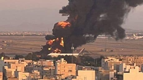 2300 Kilometer von Tel Aviv entfernt - Israel bombardiert Flughafen tief im Innern des Iran