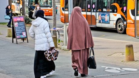 Les administrations locales, ces nouvelles cibles de l'entrisme des Frères musulmans