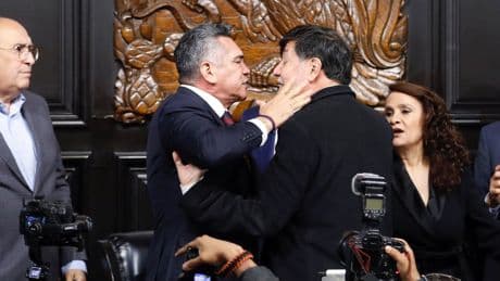 Senadores mexicanos se enzarzan a golpes tras un debate sobre la intervención militar de EEUU contra los cárteles del narcotráfico