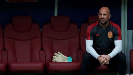 Pepe Reina se retira y será entrenador: "Ahora sí estoy vacío, ya no puedo ofrecer más al fútbol desde esta posición"