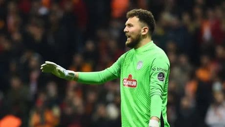 Fenerbahçe’ye yeni kaleci! Anlaşma sağlandı…