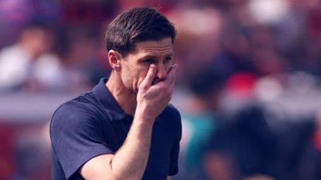 Trotz Führung – Im letzten Heimspiel kassiert Xabi Alonso seine höchste Niederlage