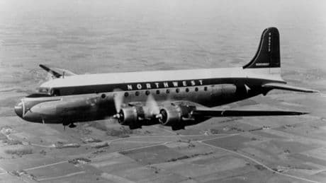 Crash du vol 2501: soixante-quinze ans plus tard, une quête sans fin pour retrouver l'avion disparu