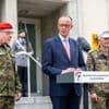 Kanzler bei der Bundeswehr: Merz: Sicherheit nicht als gegeben hinnehmen