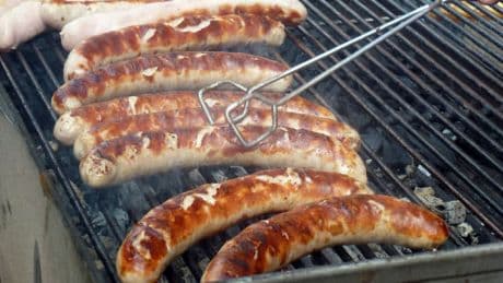 Sommer, Sonne, Balkonzeit - So verhindern Sie Streit mit den Nachbarn